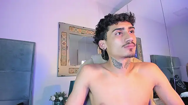 Mr Strike online show from December 20, 2025, 7:28 pm