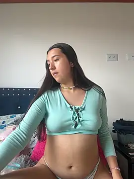 Snapshot of ImAlix_Rouses chatting on October 23, 2025, 7:12 pm ImAlix Rouses online show from October 23, 2025, 7:12 pm