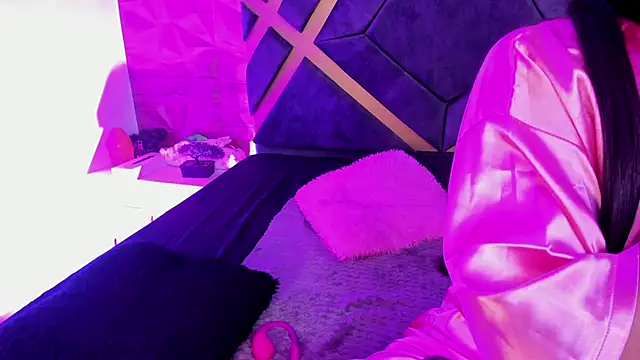 Snapshot of sydney_miller_ chatting on February 17, 2026, 11:57 pm sydney miller online show from February 17, 2026, 11:57 pm