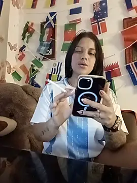tattyHot95 online show from June 16, 2026, 7:14 pm