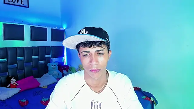 boyswantingplay online show from February 7, 2026, 12:07 am