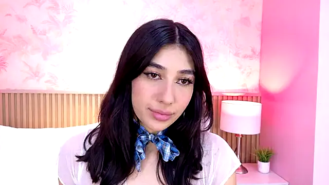 AdelineJhones online show from November 11, 2025, 6:14 pm