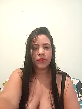 Snapshot of LeilaTaylor chatting on January 18, 2026, 7:17 pm LeilaTaylor online show from January 18, 2026, 7:17 pm