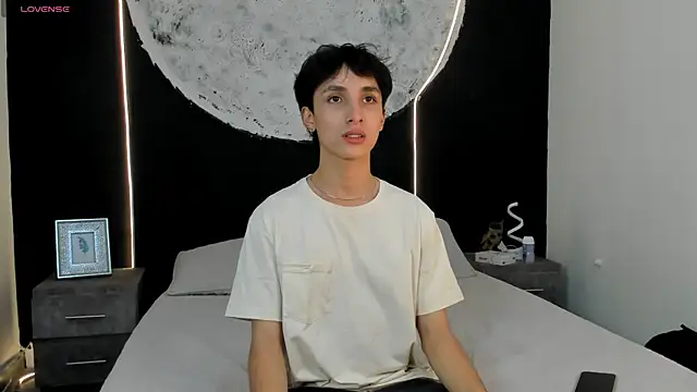 Snapshot of LiamPage_ chatting on October 23, 2025, 8:40 pm LiamPage  online show from October 23, 2025, 8:40 pm