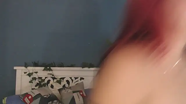 Samantha  Benet online show from March 12, 2026, 9:08 pm