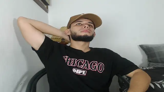 Maxcole 07 online show from November 6, 2025, 12:14 am