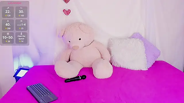 Snapshot of Amira_princess chatting on April 29, 2026, 7:31 pm Amira princess online show from April 29, 2026, 7:31 pm