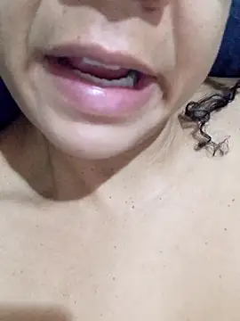 Bruninhadeusa online show from January 15, 2026, 12:52 pm