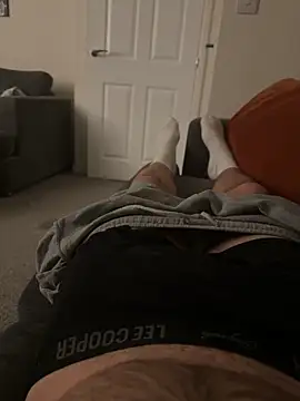 sevenisthemagicnum online show from October 31, 2025, 11:22 pm