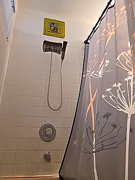 foxtalesafterdark online show from October 25, 2025, 11:49 pm