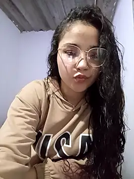 cami 3008 online show from November 8, 2025, 6:22 pm