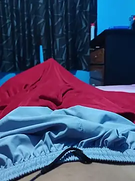 Snapshot of Scorpion05_ chatting on February 18, 2026, 4:43 am Scorpion05 online show from February 18, 2026, 4:43 am