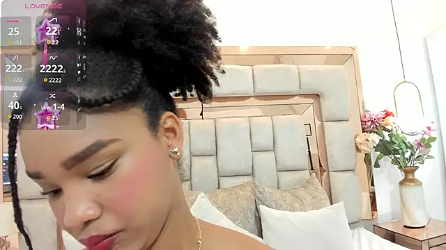 karolebonyy online show from November 9, 2025, 1:48 pm