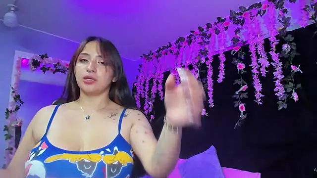 Gabyy Cooper  online show from November 9, 2025, 2:26 am