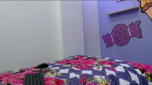 katty18love18 online show from November 16, 2025, 12:48 am