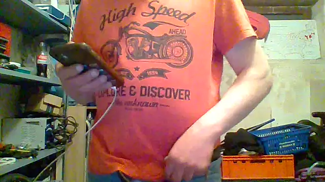 tommy3300 online show from April 28, 2026, 2:49 am