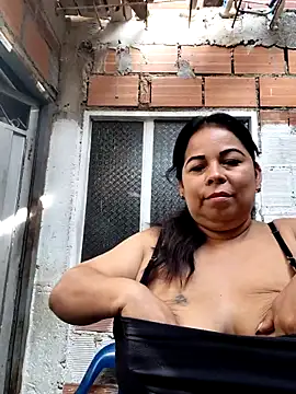 mother2-divorced online show from November 2, 2025, 1:27 pm