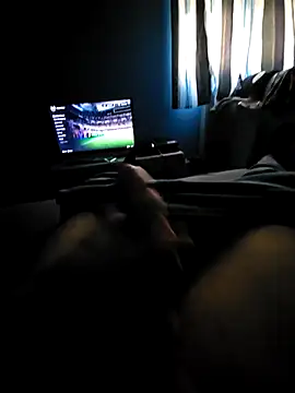 Snapshot of Edddy9l chatting on October 28, 2025, 12:26 pm Edddy9l online show from October 28, 2025, 12:26 pm