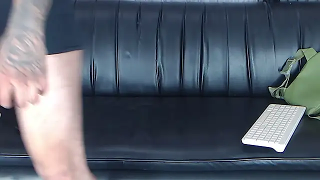 Michaelpardop online show from November 27, 2025, 3:51 am