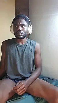 Snapshot of Suamyst_25 chatting on February 26, 2026, 4:12 am Suamyst 25 online show from February 26, 2026, 4:12 am