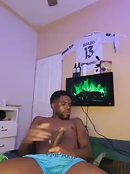 Snapshot of Suamyst_25 chatting on January 18, 2026, 4:27 am Suamyst 25 online show from January 18, 2026, 4:27 am