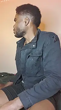 Snapshot of Suamyst_25 chatting on February 1, 2026, 9:18 am Suamyst 25 online show from February 1, 2026, 9:18 am