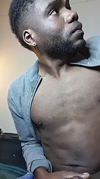 Snapshot of Suamyst_25 chatting on February 8, 2026, 9:07 am Suamyst 25 online show from February 8, 2026, 9:07 am