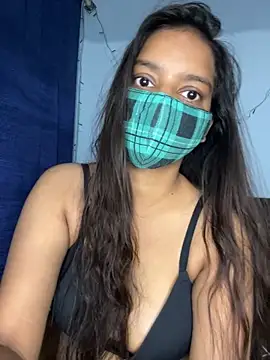 Cute Marina online show from November 18, 2025, 5:33 am