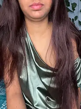 Cute Marina online show from April 14, 2026, 7:57 am