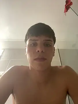 Snapshot of lucaaa_01 chatting on November 11, 2025, 4:29 am lucaaa 01 online show from November 11, 2025, 4:29 am