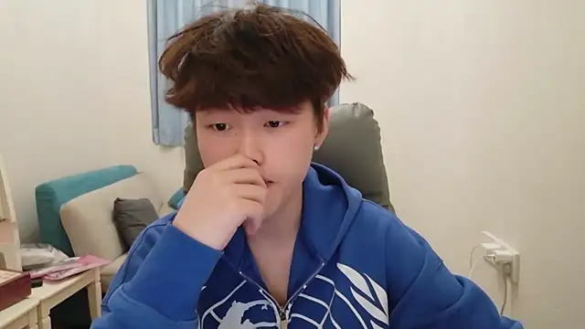 L1kuto online show from February 9, 2026, 9:40 am