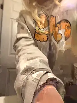 CreammieDelite online show from January 15, 2026, 11:19 pm