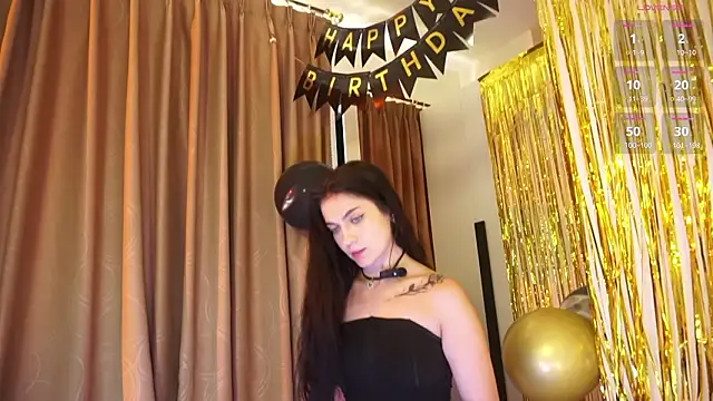 Snapshot of Lillu_Cooper chatting on February 8, 2026, 3:26 am Lillu Cooper online show from February 8, 2026, 3:26 am