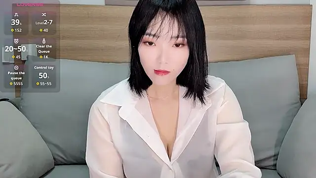 upoo7lt online show from December 1, 2025, 1:17 am