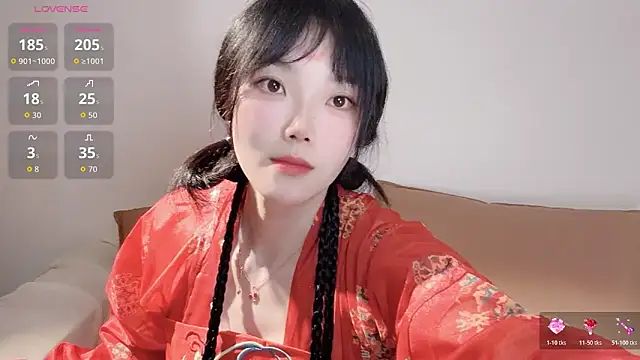 upoo7lt online show from April 12, 2026, 1:53 am