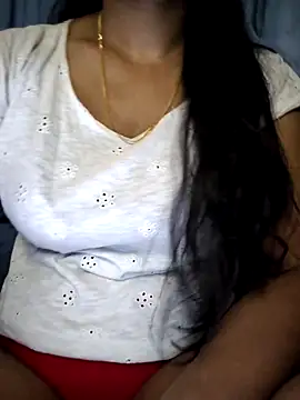 Snapshot of Ezabelljohn chatting on April 20, 2026, 10:18 am Ezabelljohn online show from April 20, 2026, 10:18 am