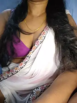 Snapshot of Ezabelljohn chatting on May 15, 2026, 11:30 am Ezabelljohn online show from May 15, 2026, 11:30 am