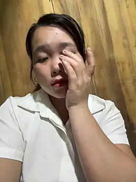 love pusy09 online show from March 18, 2026, 2:58 am