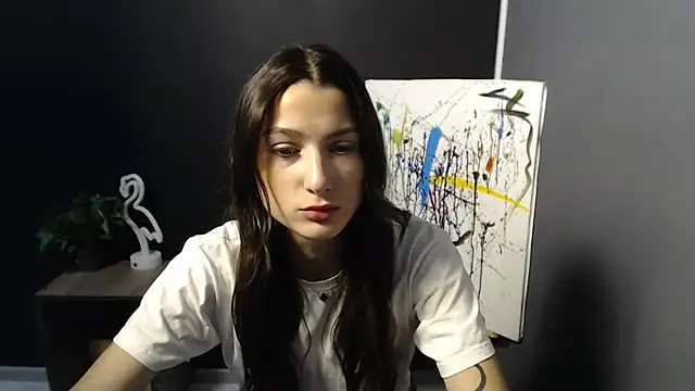 a alessia online show from November 5, 2025, 1:36 pm