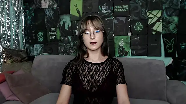 AlishaKellyi online show from November 28, 2025, 10:04 am