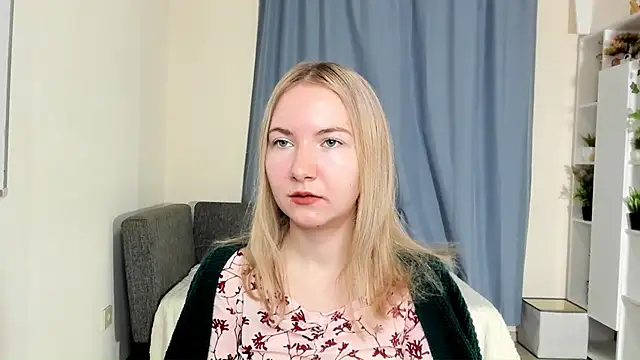 CathyHeximer online show from November 24, 2025, 7:41 am