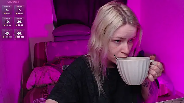 CherryNight6 online show from July 8, 2026, 9:15 pm