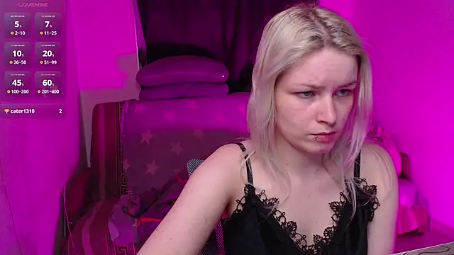 CherryNight6 online show from July 9, 2026, 9:03 pm