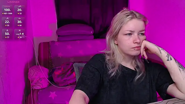 CherryNight6 online show from July 6, 2026, 9:28 pm