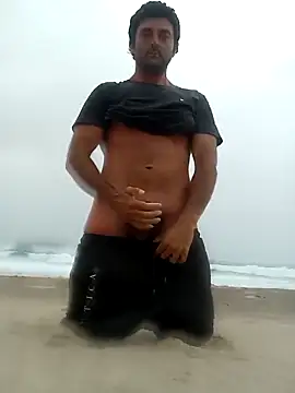 jamie--xerri online show from December 15, 2025, 8:58 pm