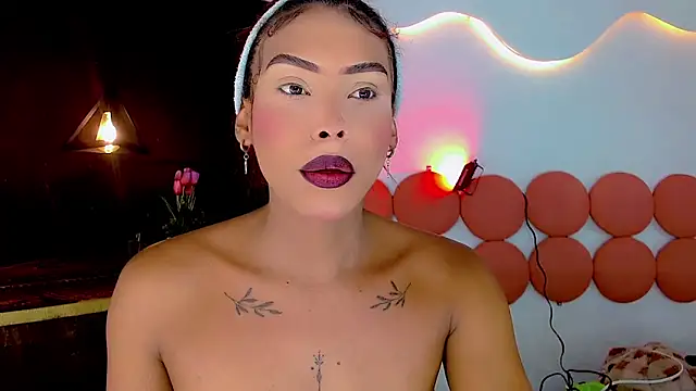 JessiValentin online show from June 17, 2026, 12:48 pm