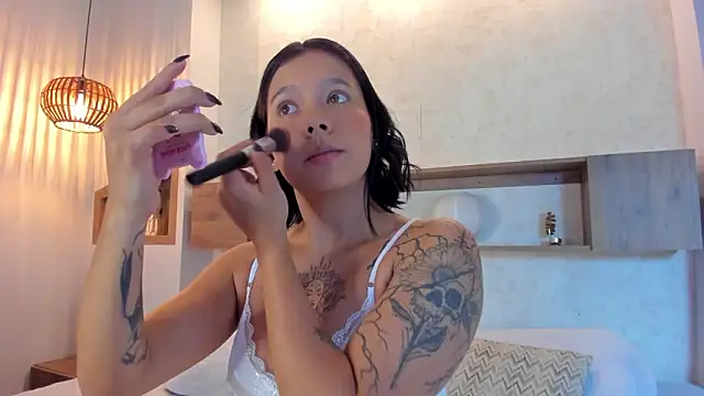 sophie duval online show from March 18, 2026, 10:54 pm