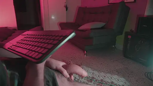 Snapshot of dan_and_daya chatting on February 8, 2026, 8:34 am dan and daya online show from February 8, 2026, 8:34 am