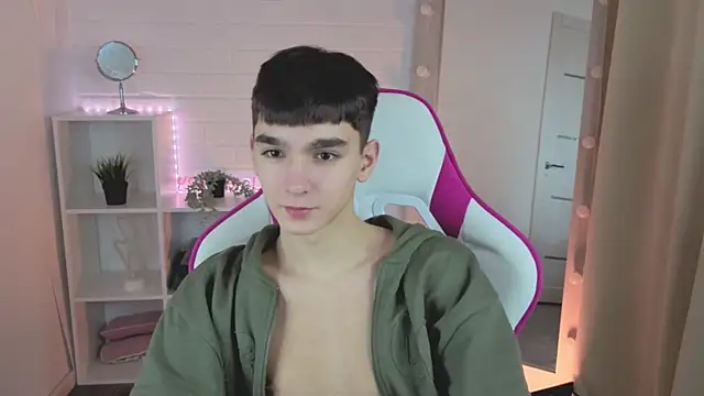 YamiTwink online show from November 26, 2025, 8:53 pm