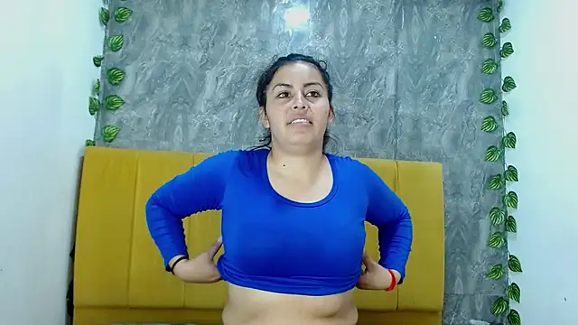 amara leoncm online show from November 8, 2025, 3:21 am